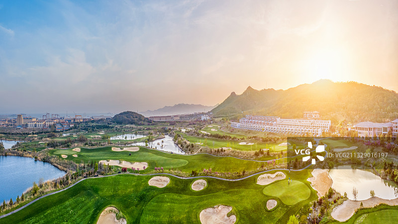 山东省威海市荣成石岛西南海高尔夫练习场航拍全景图图片素材