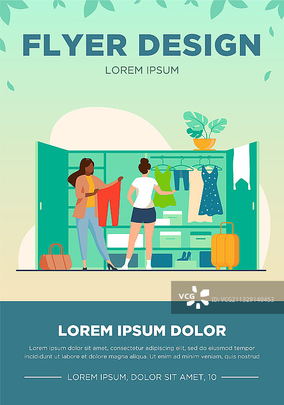 两个女人在挑选旅行服装图片素材