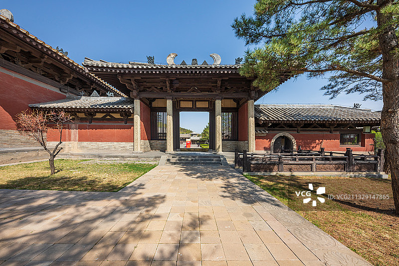 山西大同云岗石窟景区古代建筑图片素材