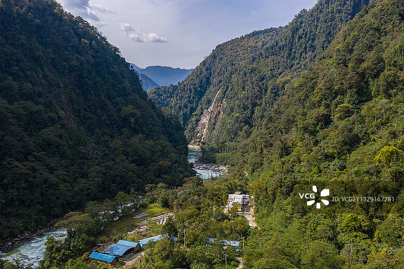 独龙江，哈滂瀑布图片素材