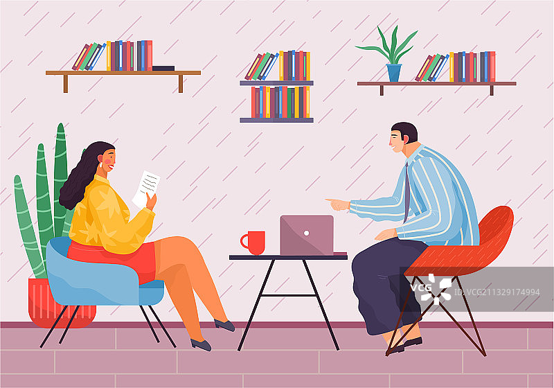 商务伙伴坐在圆桌旁，女士在侧图片素材