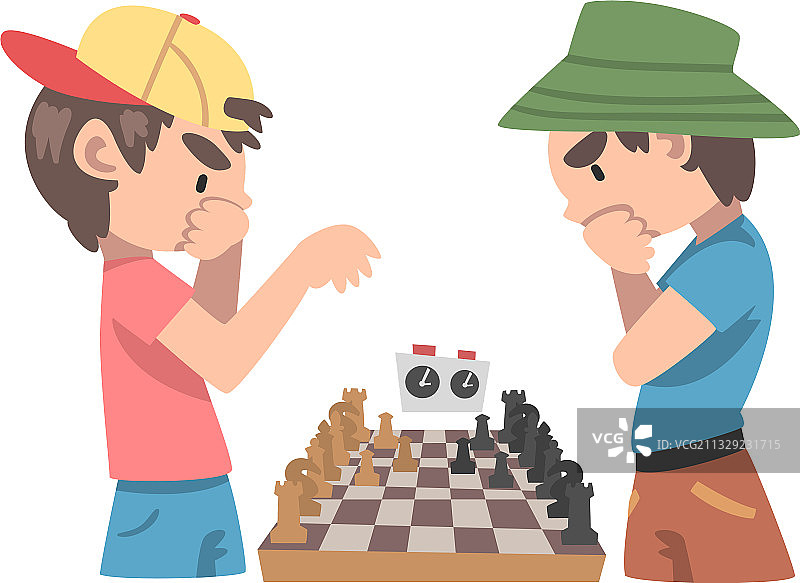 可爱男孩在国际象棋俱乐部下棋图片素材