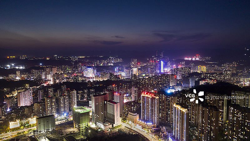 十堰城市夜景，拍摄于北京路图片素材