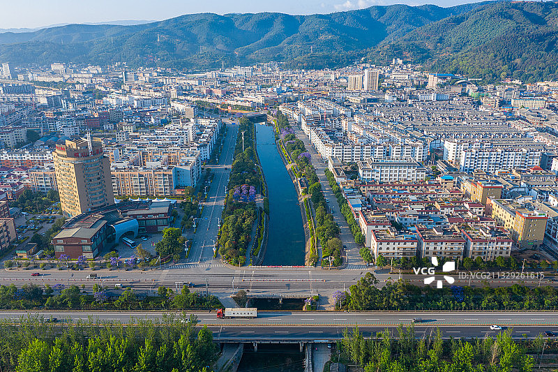 云南省玉溪市峨山彝族自治县城市风光图片素材