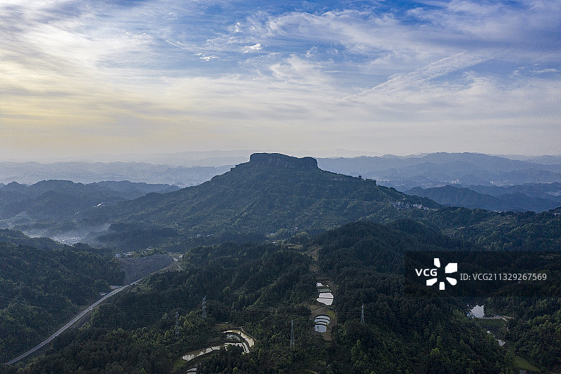 独坐香炉山 香炉山 黔东南图片素材