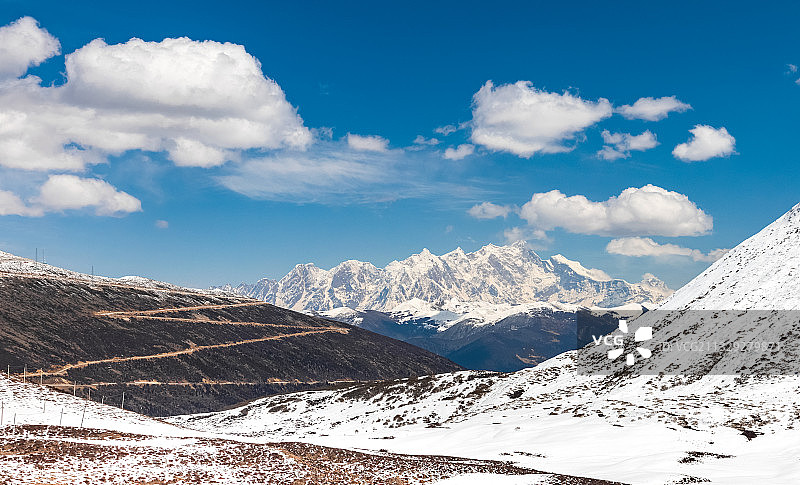 色季拉山观南迦巴瓦峰图片素材