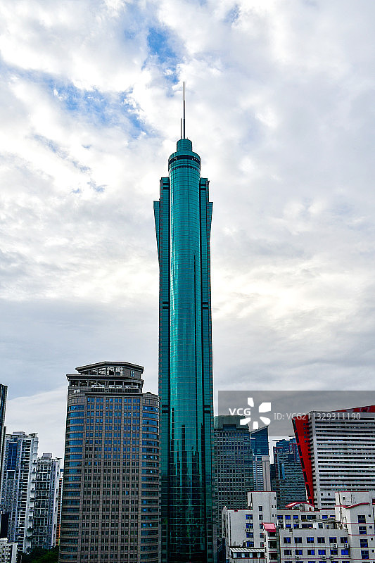 广东深圳地标建筑：地王大厦图片素材