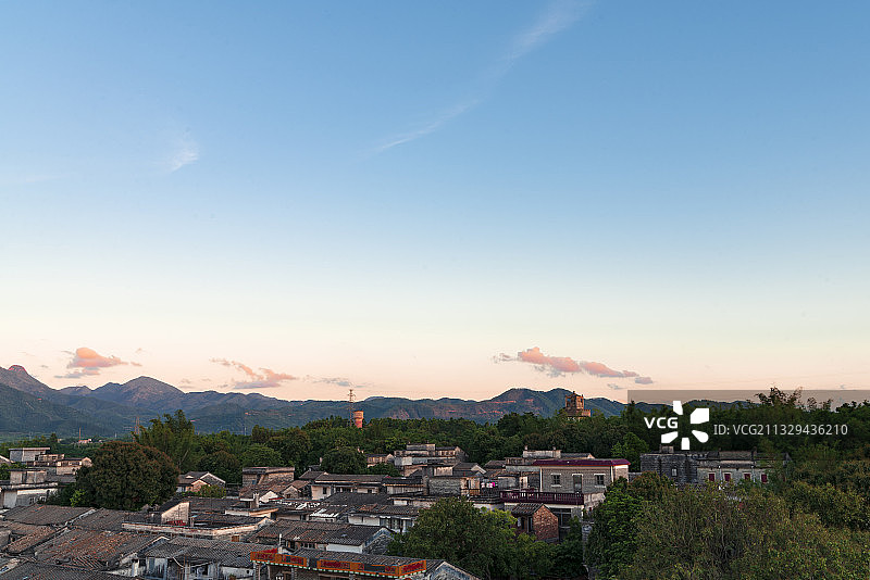 台山望岗村日落时分景色图片素材