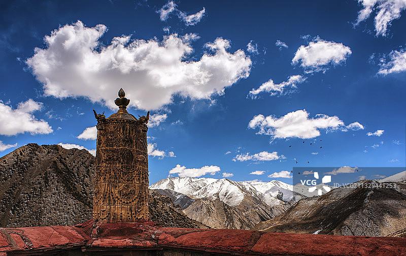 那曲比如秀东寺雪山风光图片素材
