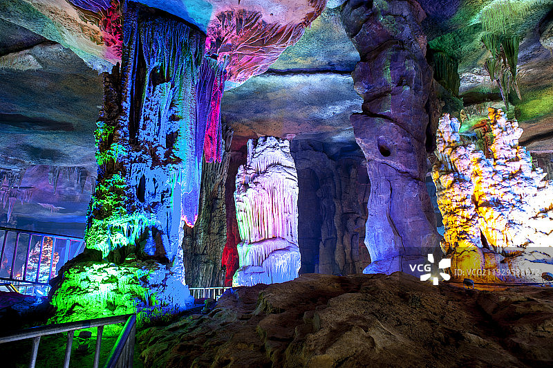 泰山地下大裂谷景区 泰安图片素材