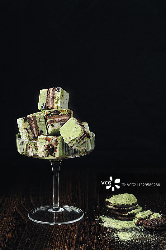 厚切炒酸奶抹茶图片素材