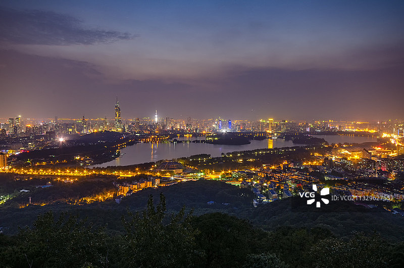 南京城市风光紫金山夜景图片素材