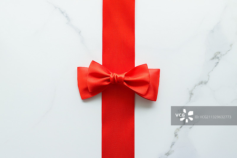 圣诞礼物特写，桌上图片素材