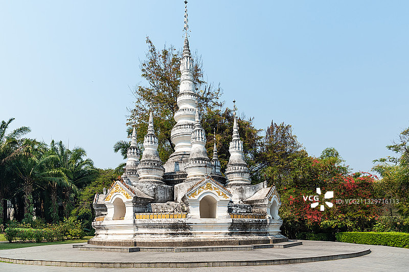 西双版纳曼听公园图片素材