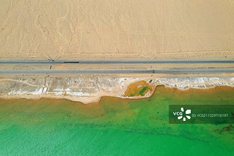 盐湖公路图片素材