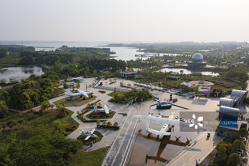 航拍湖北荆门漳河-爱飞客镇图片素材
