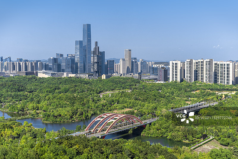 贵阳市观山湖区贵州金融城CBD图片素材