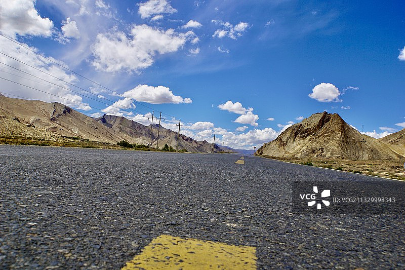 汽车广告背景路面图片素材