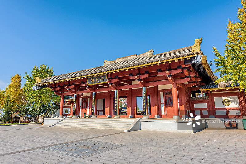 中国湖北随州炎帝故里功德殿朝天门图片素材