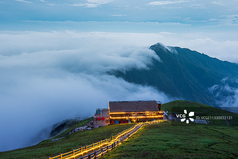 武功山金顶南服务点图片素材