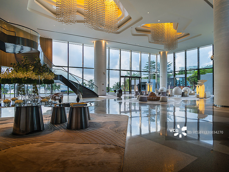 三亚酒店大堂售楼处高档会所旅游度假自贸港免税岛图片素材