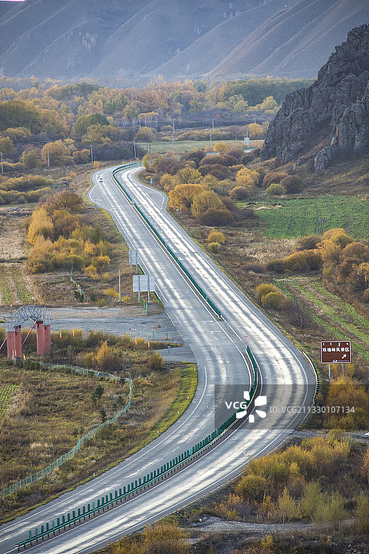 阿尔山公路图片素材