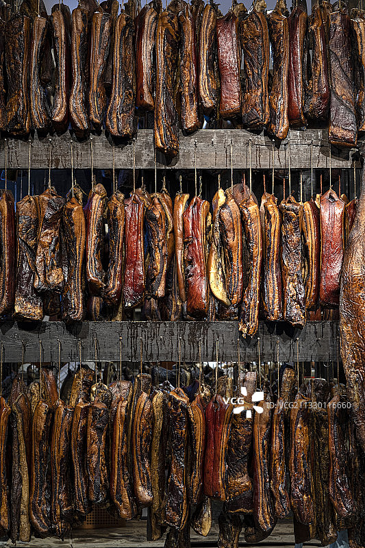 四川成都著名美食，青城山烟熏老腊肉图片素材