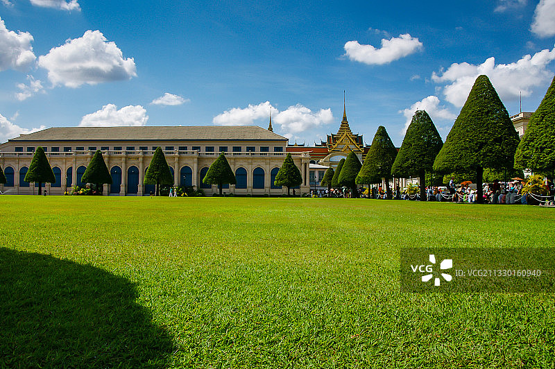 曼谷皇宫草坪图片素材