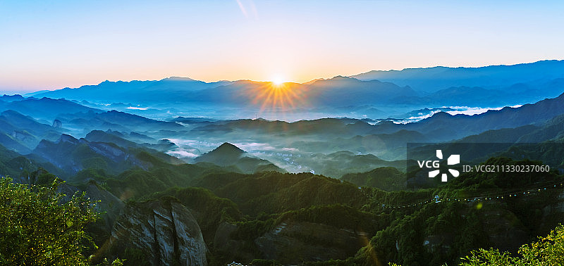 中国湖南崀山日出图片素材
