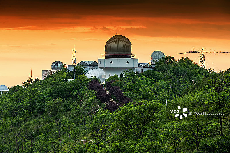 骊山天文台彩云图片素材