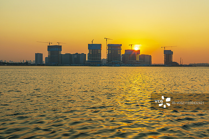 郑州市龙湖金融岛日落城市风光图片素材