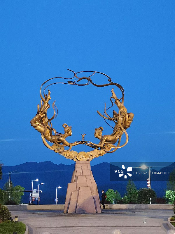 贵州省遵义市仁怀市，茅台机场夜景图片素材