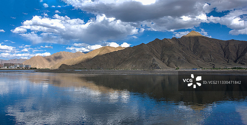 拉萨河图片素材