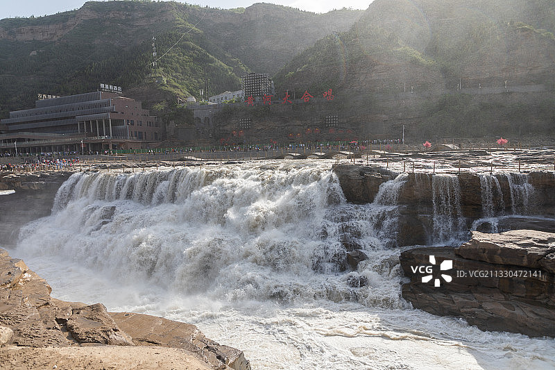 山西省临汾市吉县壶口瀑布图片素材