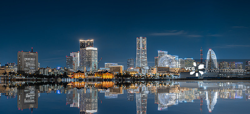 横滨大栈桥夜景图片素材