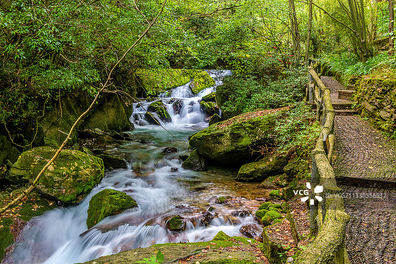 中国湖北神农架香溪源风景区图片素材