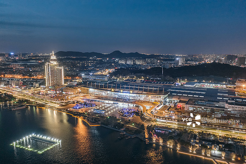 南京火车站夜景图片素材