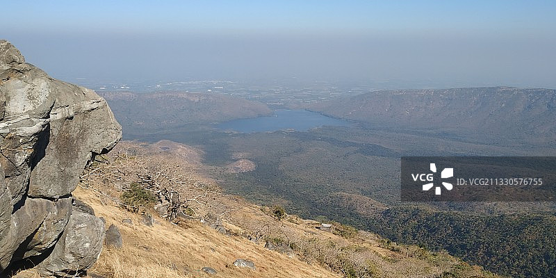 印度朱纳加德岩石山脉的壮丽景色图片素材