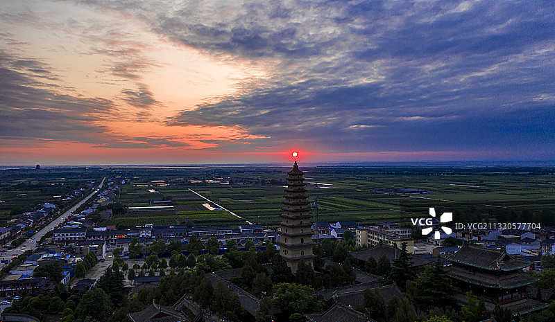 宝塔夕阳红图片素材