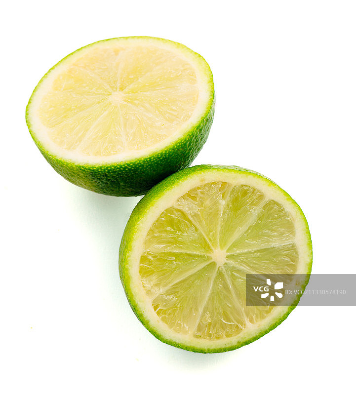 白色背景上的酸橙特写图片素材