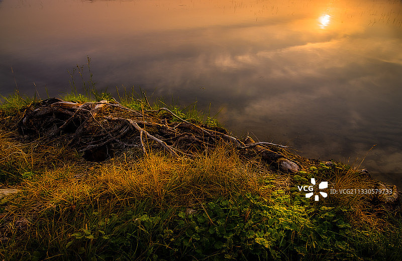 美国明尼苏达州布雷纳德日落时分的陆地风光图片素材
