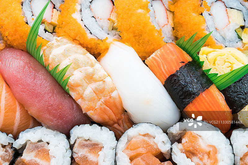 盘中寿司的特写图片素材