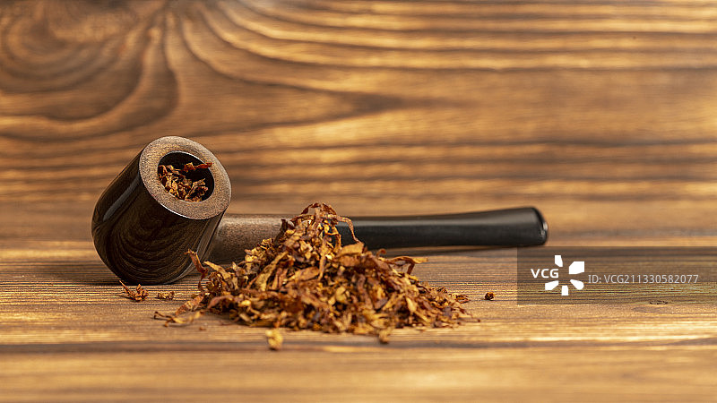 木勺中的大麻特写图片素材