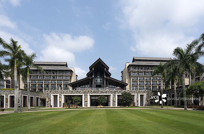 航拍海南海口文昌希尔顿度假酒店房屋建筑旅游度假图片素材