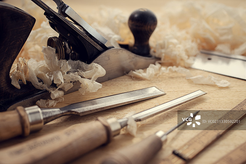 桌上的工作工具特写图片素材