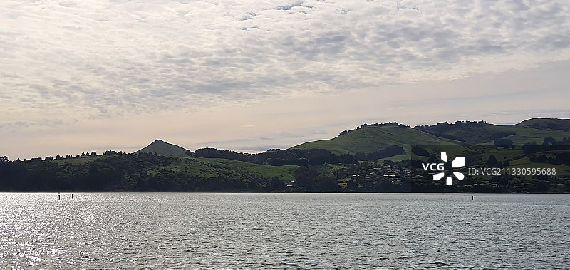 新西兰达尼丁湖畔山脉天空美景图片素材