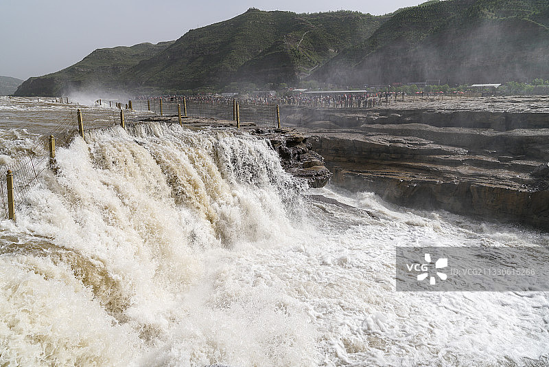 陕西省 延安市 宜川县壶口镇 黄河 壶口瀑布图片素材