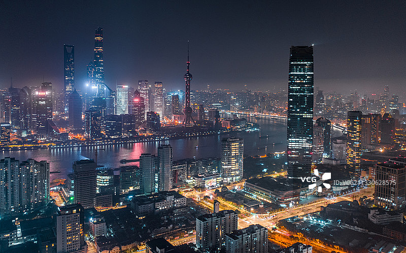 上海市区繁华夜景图片素材