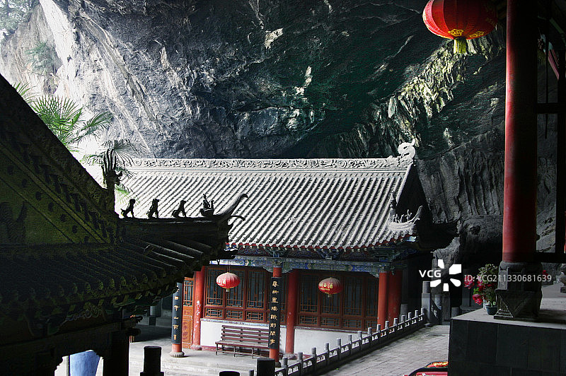 陕西略阳灵岩寺内图片素材