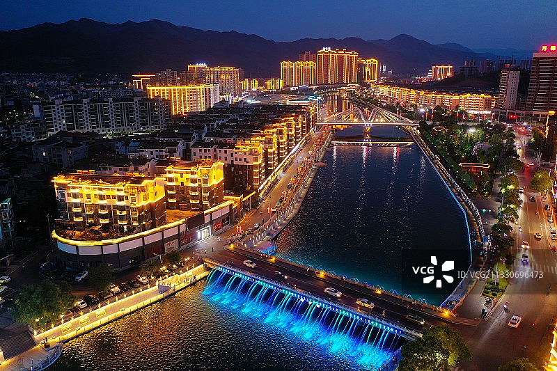 江西芦溪郑公桥音乐喷泉图片素材